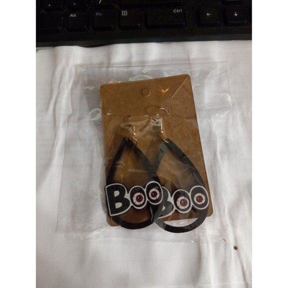 Halloween Dangle Earrings Boo Wooden 3 Inch Drop x 1.25 Inches Wide - Picture 5 of 5